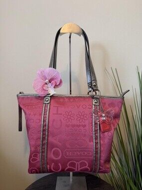 Y2K COACH Bandana Glitter Graffiti Tote Bag 🍒